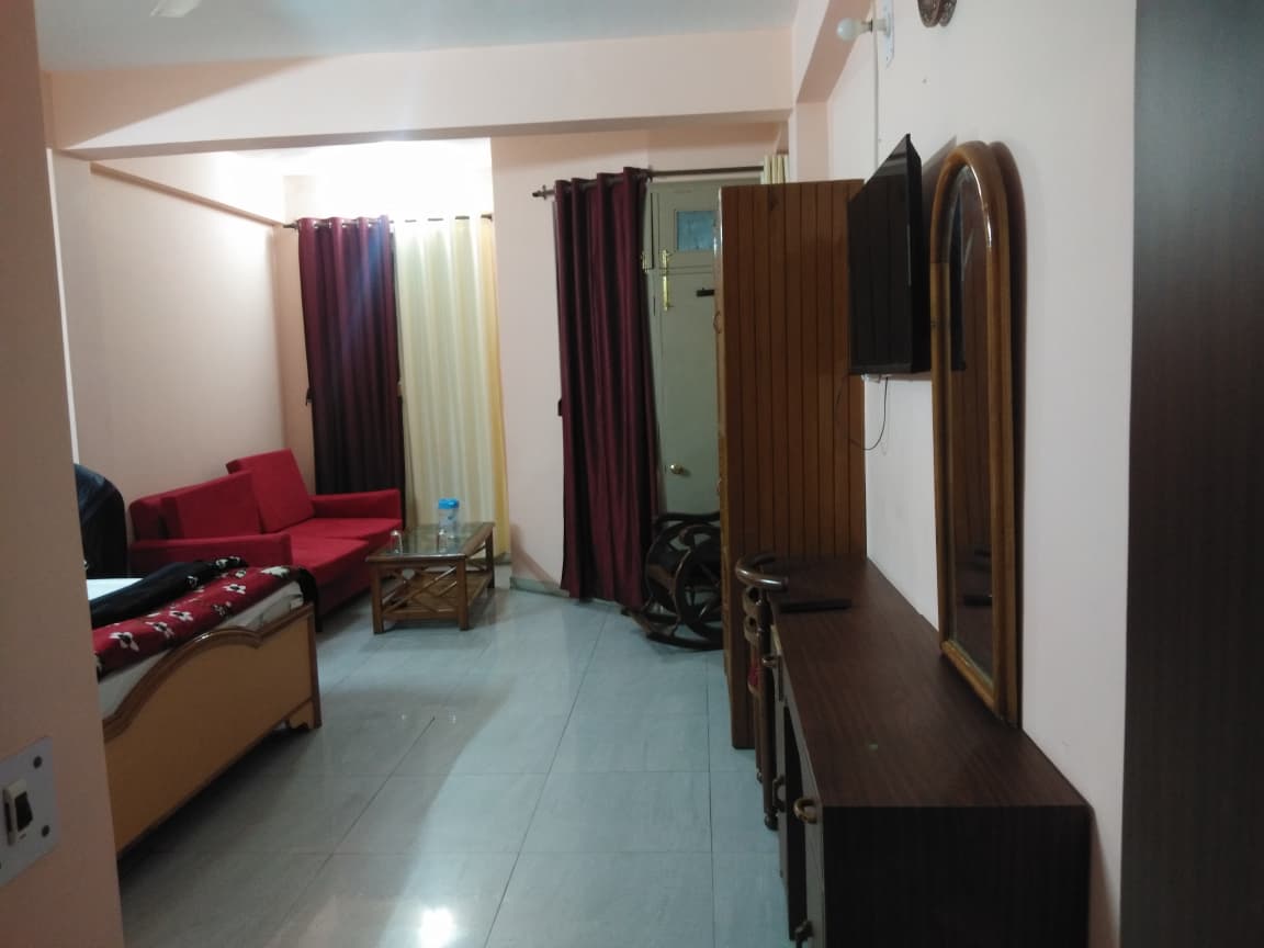 Hotels in Pithoragarh - Hotel Punetha Inn